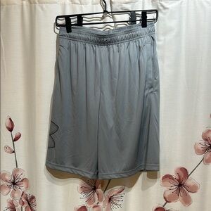 NWT UNDER ARMOUR  Men’s Gray Shorts Size Small